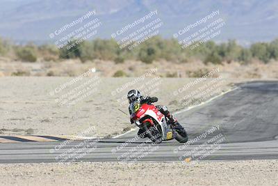 media/Dec-07-2025-CVMA (Sun) [[3e7d2de5dc]]/Race 9-Formula UL Shootout/